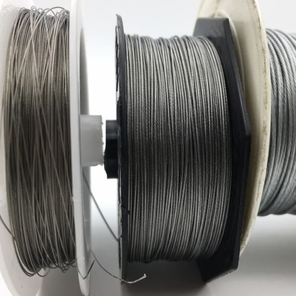 50 M Anti Corrosion Nylon Revestido 7 Fios De Aço Tecer Fio 13lb ~ 130lb Rigs Jigging Iscas De Pesca Linha De Líder