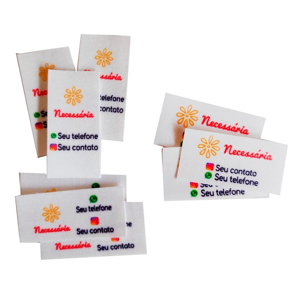Etiquetas personalizadas em cetim