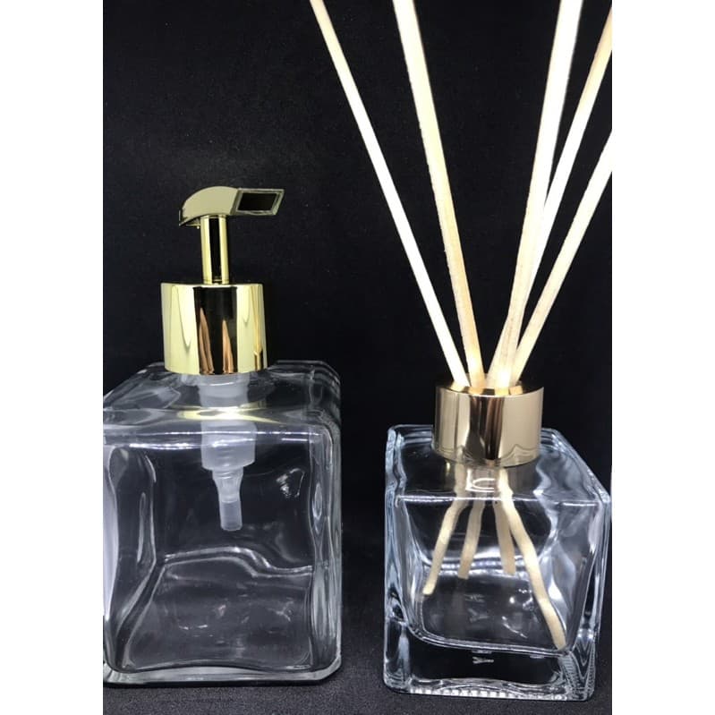 Kit Para Banheiro Saboneteira Difusor De Aromas Tipo Cubo Transparente + 5 Varetas Melhor Presente