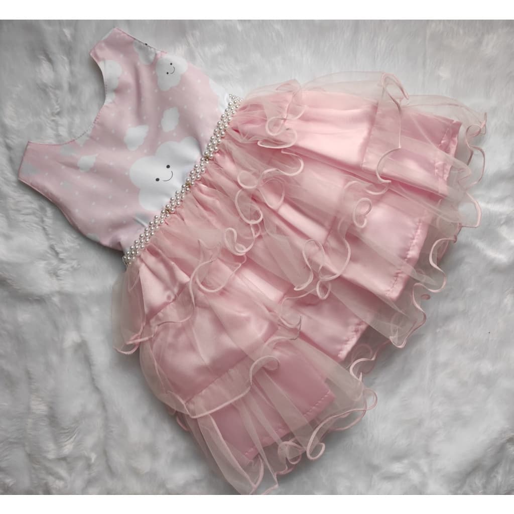 Vestido festa infantil tema nuvem rosa com tule e babado
