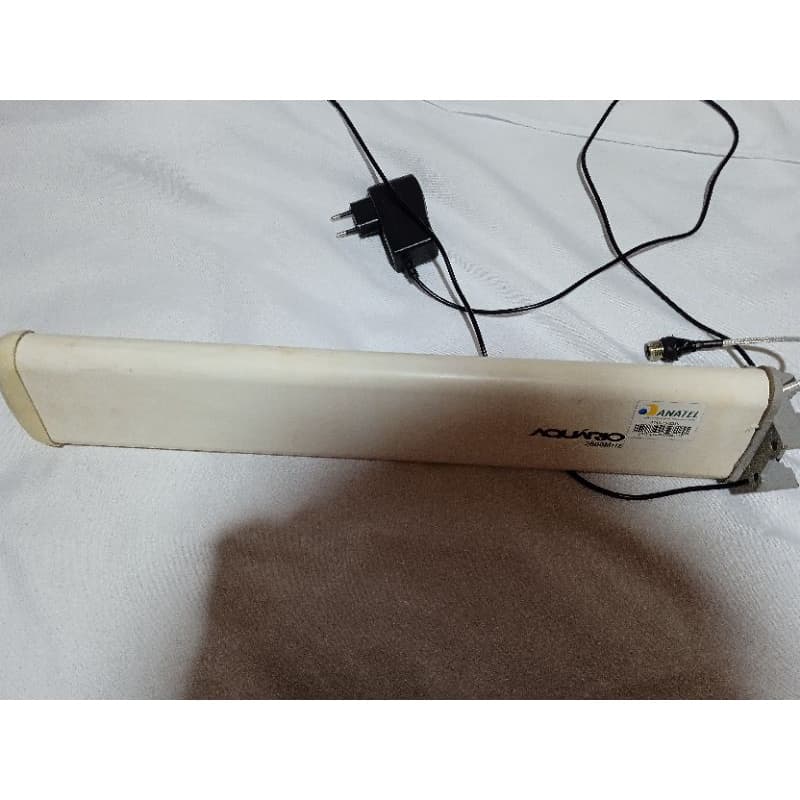 Repetidor Aquário 2100mhz Rp2160 defeito