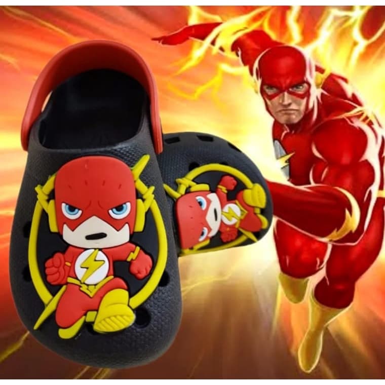 Babuche Infantil Calcfacil Escolar Piscina Menino Herois Flash Sandalia Chinelo Calcfacil
