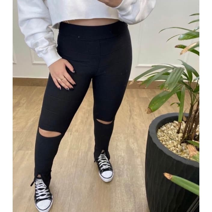 Calça Legging de Bandagem Modelo Skinny com Abertura no Joelho e Zíper na Barra