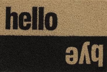 Tapete Capacho Hello, Bye - 60x40 cm Bege/Preto