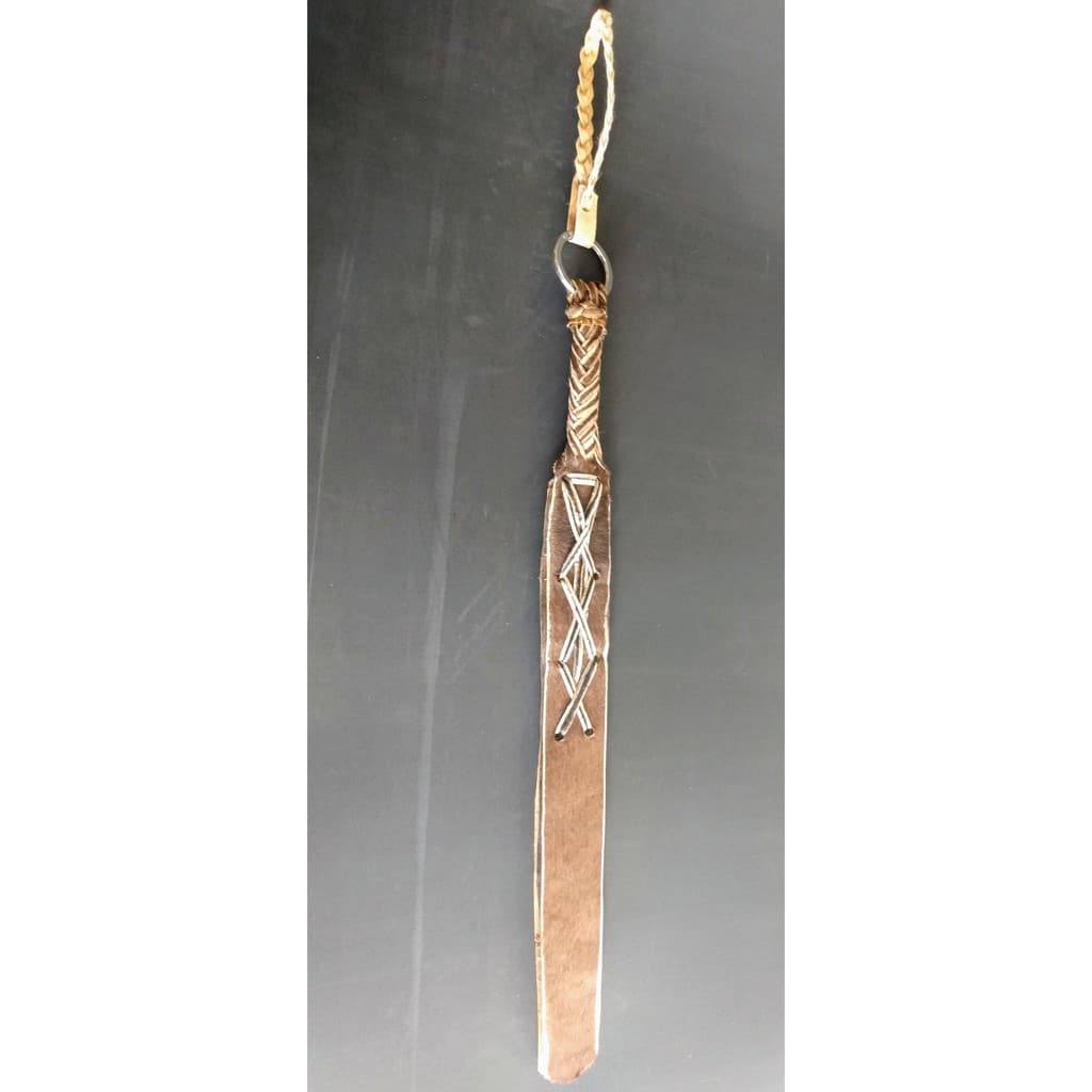 Tala Chata Couro Cru Argola em Inox