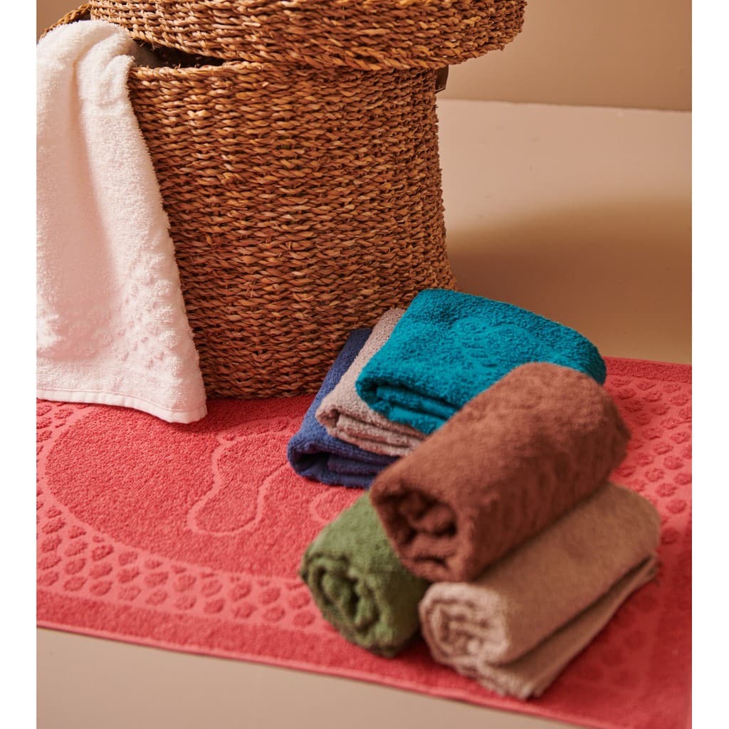 Kit 4 Toalhas de Piso Pezinho Tapete para Banheiro 70x45cm 500g/m2