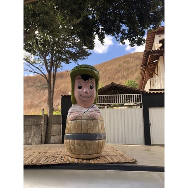 Cofre para moedas grande : personagem chaves no barril !!!