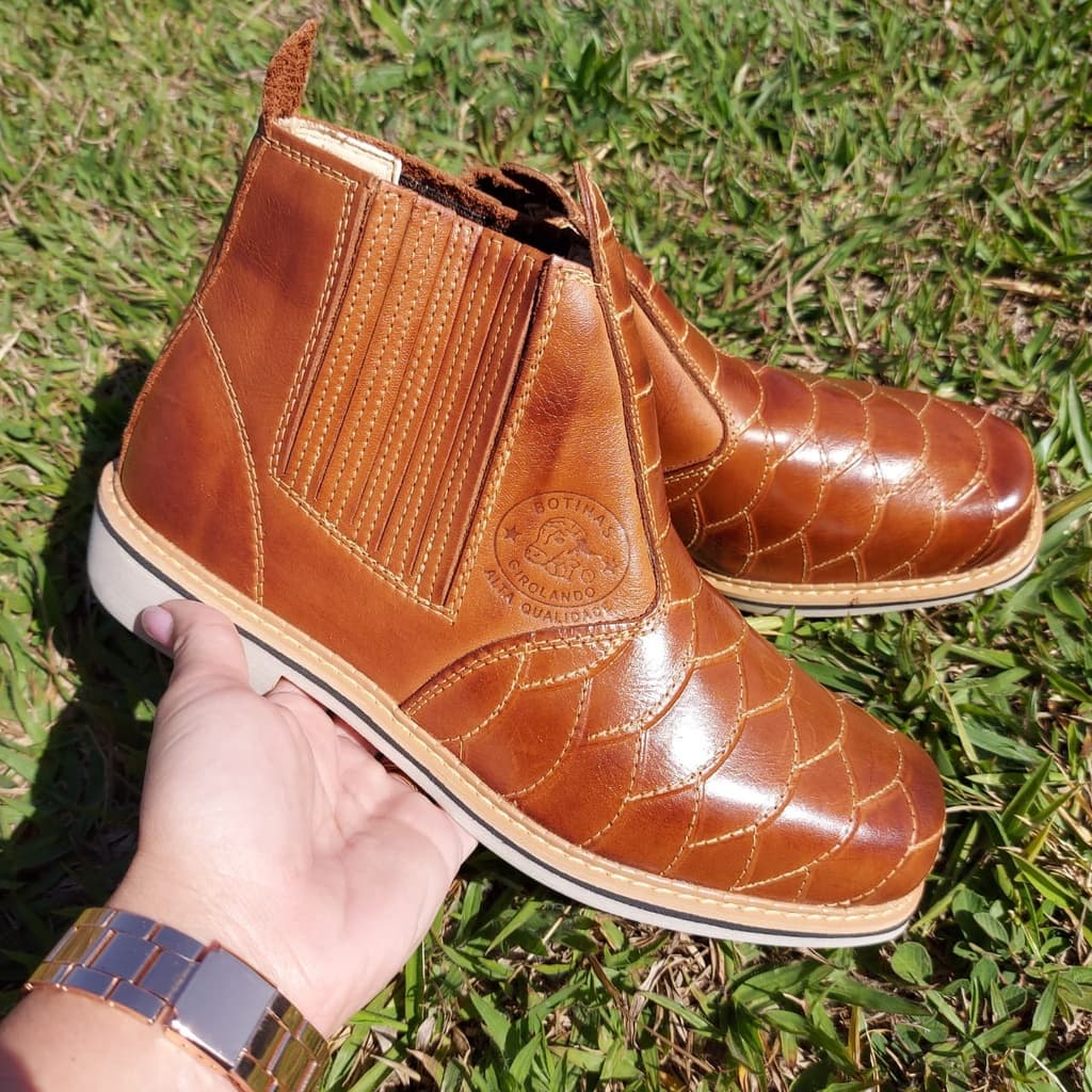 Botina Country Masculina Trabalhada Botas masculinas em couro Escamada Botina masculina Rodeio