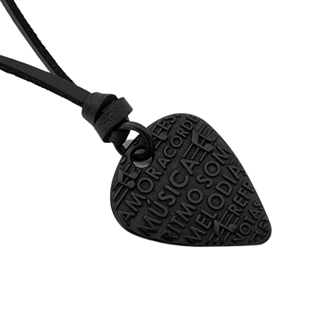 Colar cordão de couro masculino feminino pingente palheta de guitarra com gravação em alto relevo