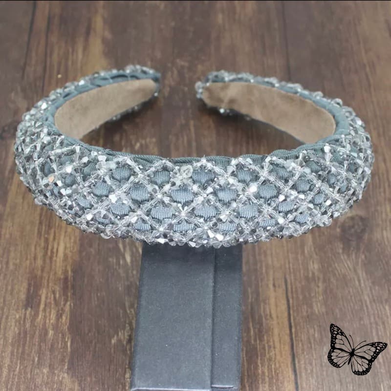 Tiara Miçangas e Canutilho Super Luxo