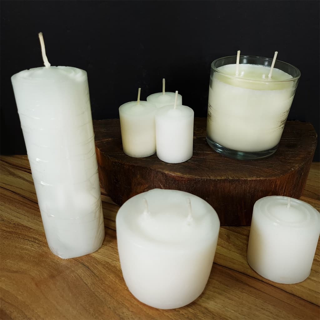 Vela Aromática Perfumada Branca Com Aroma De Alecrim