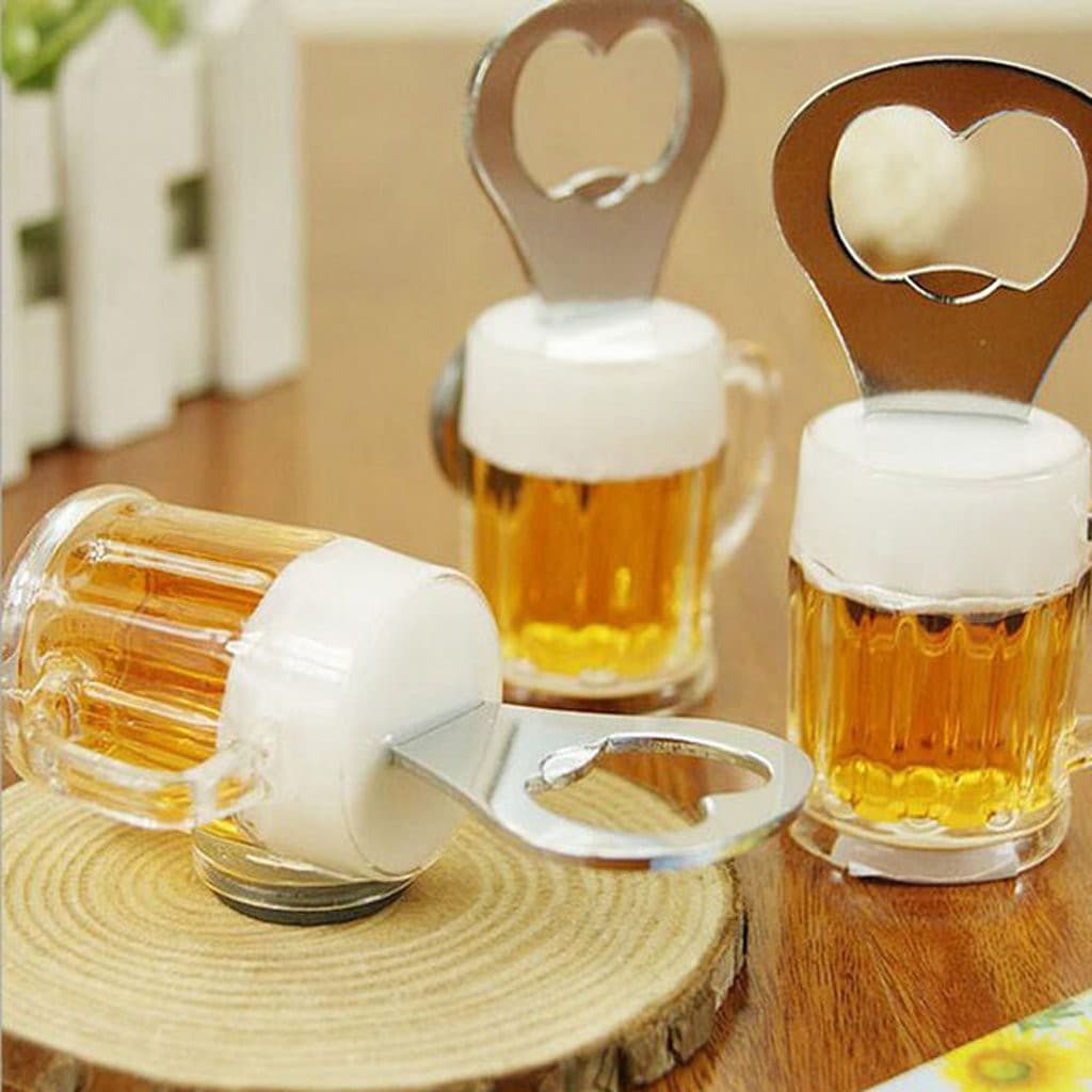Abridor de Garrafa com imã de geladeira / Mini Caneca de Chopp