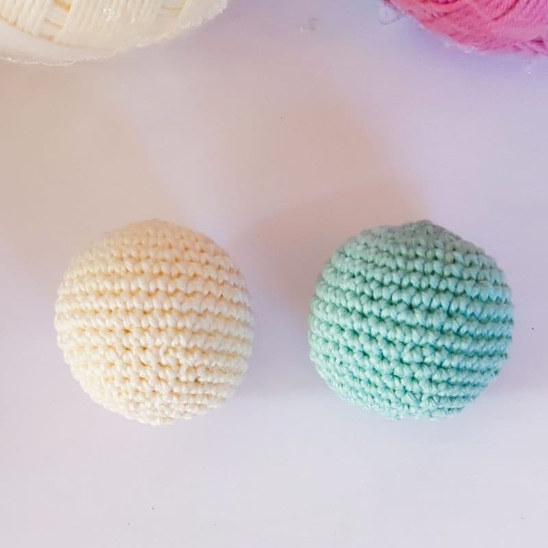 Bolinhas Amigurumi mobile/varal/decorar/chaveiro/lembranças