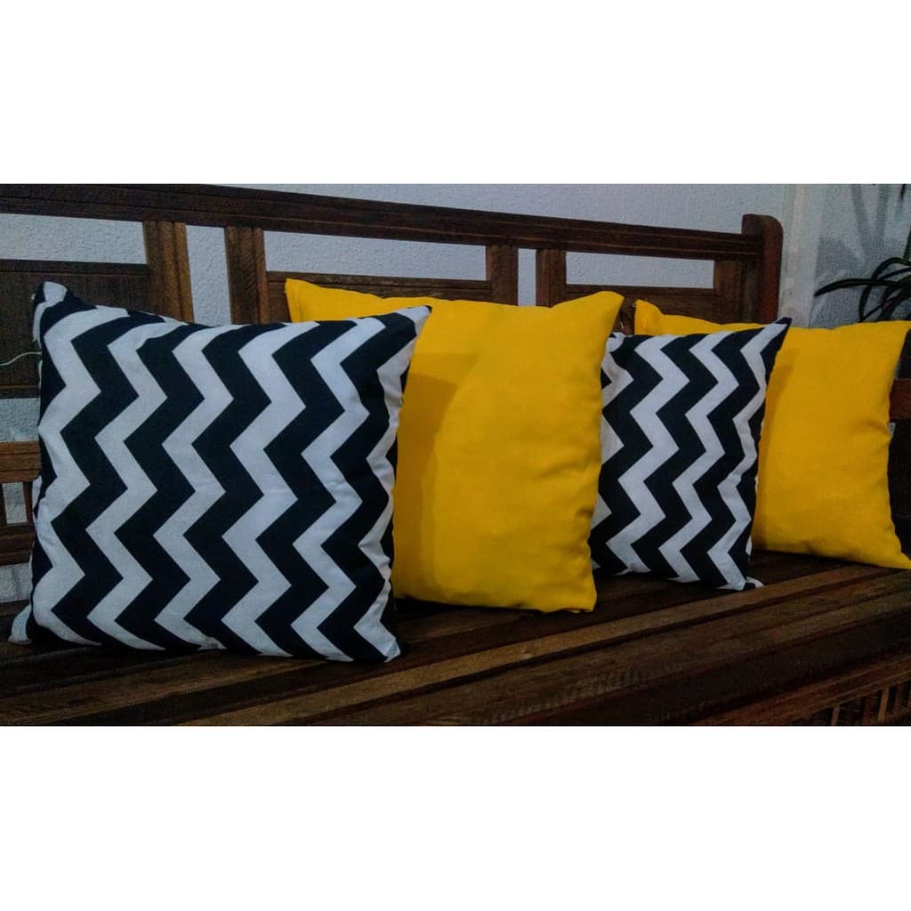 Kit 4 Capas Decorativas para Almofadas de Sofá Oxford/Gorgurinho Amarelas e Listradas