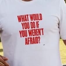 Camiseta Personalizada "What would you do if.." "Afraid" Frases Promoção