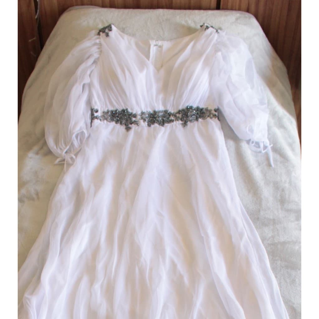 Vestido de noiva lindo e único, pode ser usado para outras ocasiões