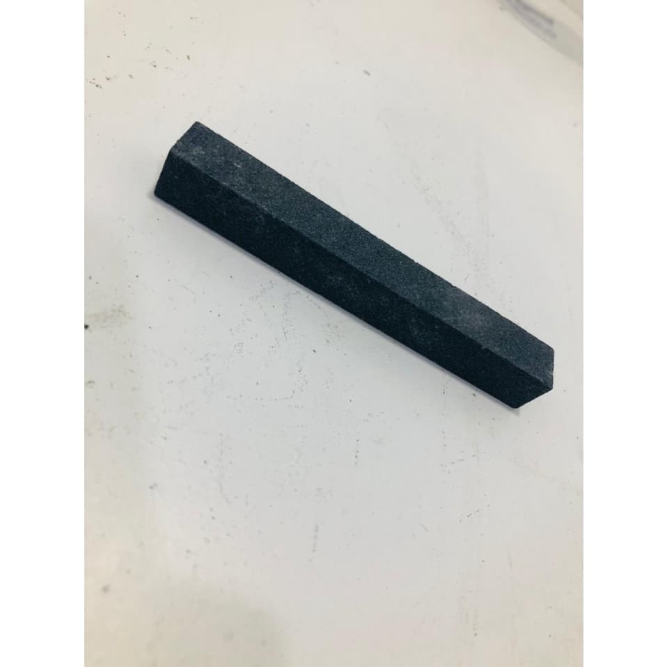 Bastão dressador para rebolos diamantados