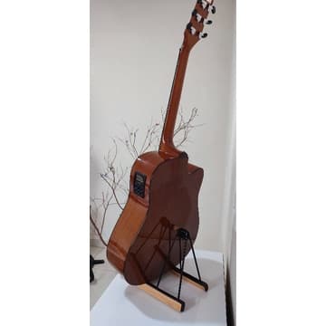 Suporte para violão chão.
