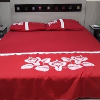 Cocha de Casal Com 2 fronhas Jogo lençol cama casal colcha bordado com excelente acabamento  Atacado Revenda