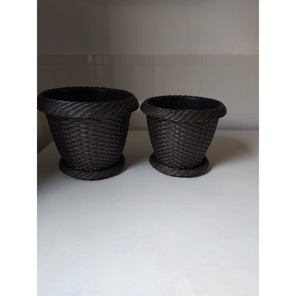 1 vaso de planta 99 + 1 vaso 98 com prato grande enorme medio flores coqueiro jardim jardinagem piscina elegante cor marrom escuro argila