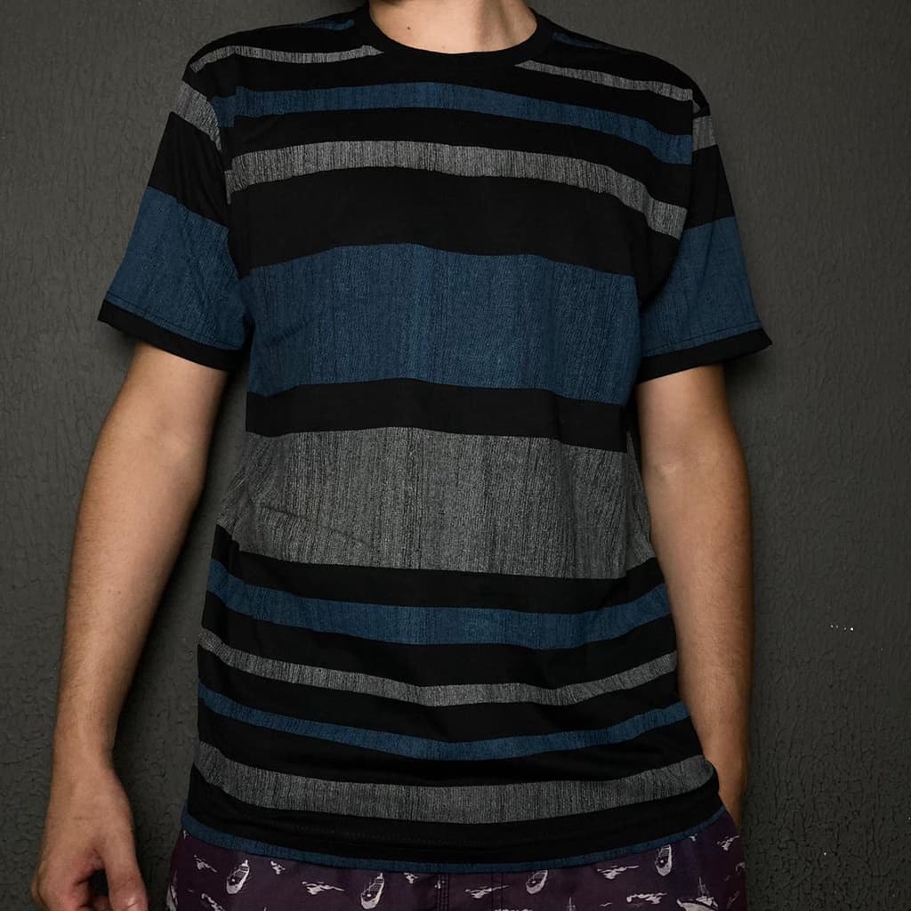 Camiseta Listrada Básica Camisa Casual Estampada 100%algodão fio 30.1 gola redonda t-shirt  masculina Manga Curta