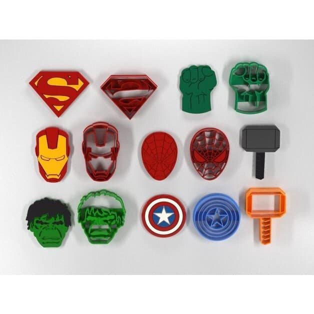 Kit Cortador Super Heróis 7 Peças 5 Cm.