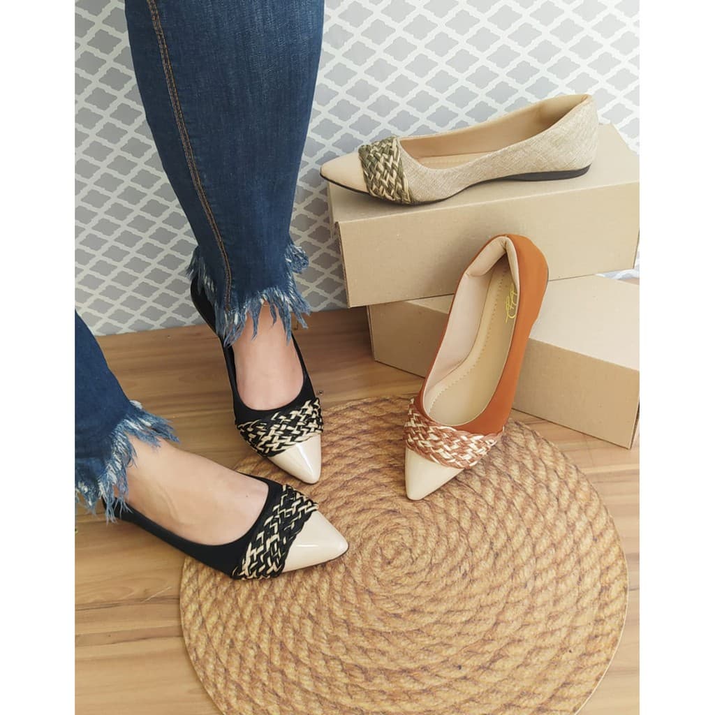 Sapatilha Feminino Bico Fino Faixa Trançada Love On Feet Shoes  34 Ao 40