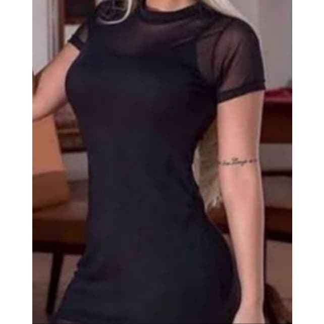 Vestido em Tule manga curta