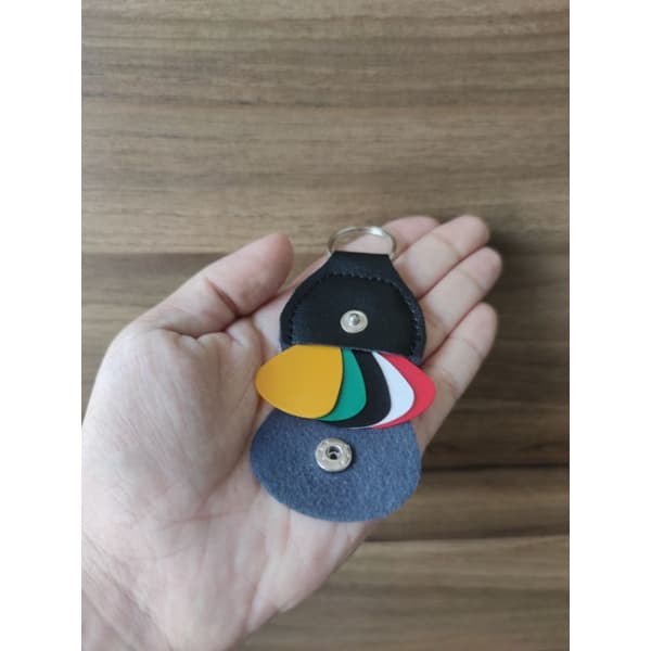 Chaveiro Porta Palheta para Violão Guitarra Ukulele Cavaquinho Baixo Banjo + PALHETAS