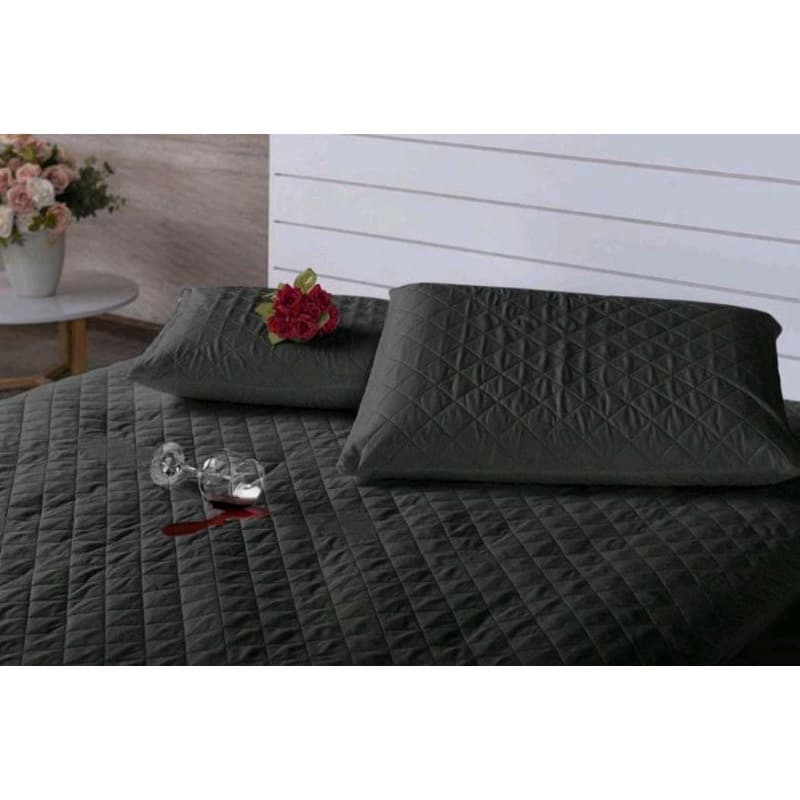 Protetor impermeável para Cama Tamanho Casal  Preto Padrão Matelado com elástico Preto