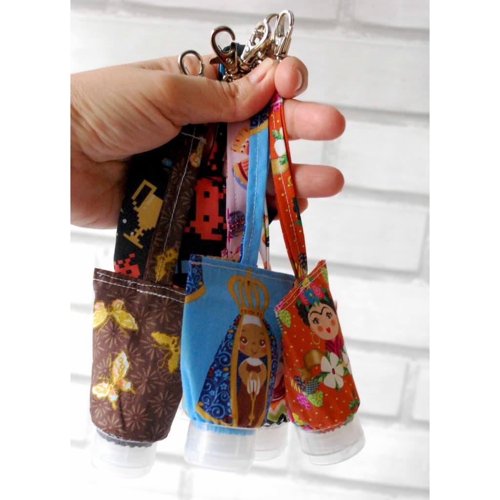 Chaveiro porta álcool gel