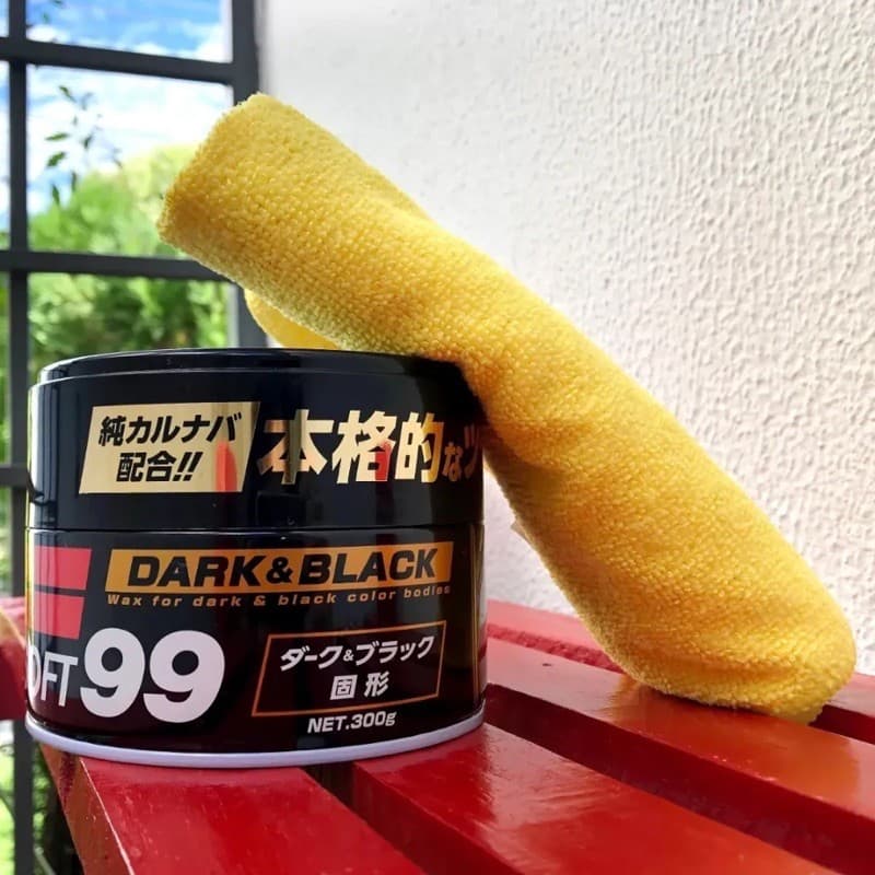 Cera Carnaúba Dark E Black Soft99 300g e Microfibra