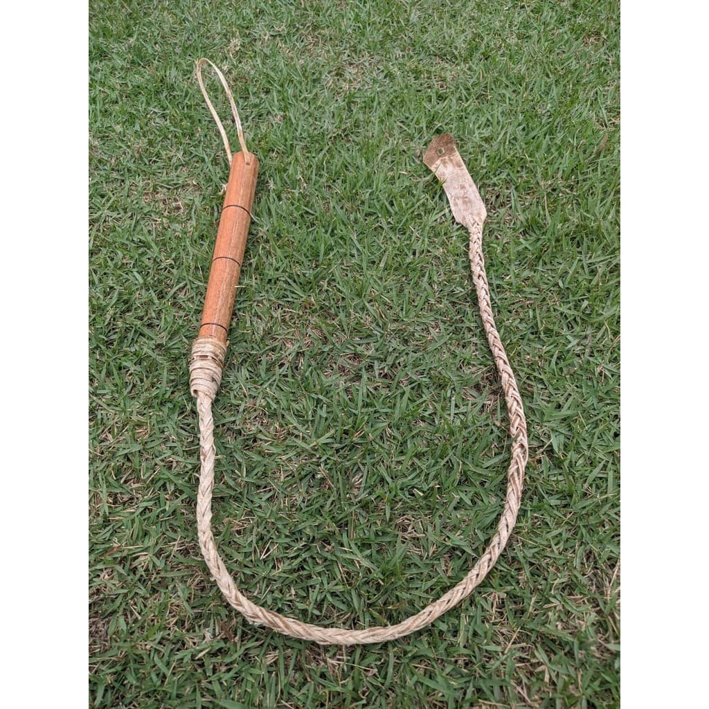 Chicote Tala Reio Caipira De Couro Cru Trançado Artesanal