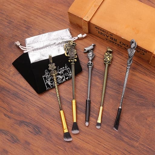 5 Pcs Harry Potter Makeup Brushes Set Ferramenta Sombra De Olho Nariz Sombra Sobrancelha Alça De Metal Emblema Da Faculdade Do Vintage Kit De Maquiagem