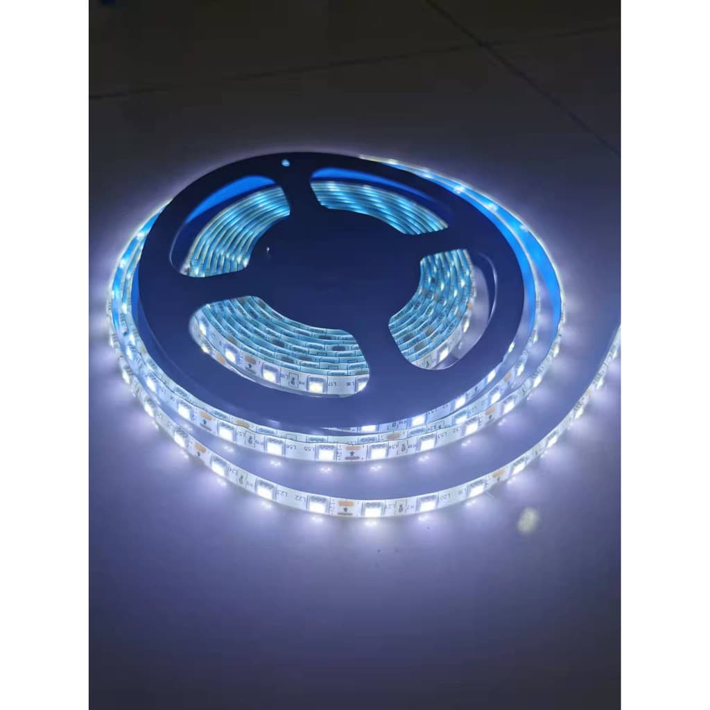 Fita de led 5050 com silicone 5m 300 leds 12v branco frio 6000k sem fonte