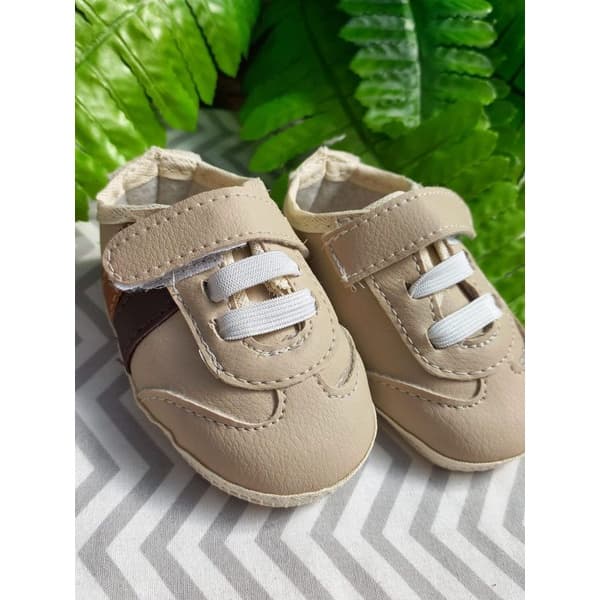 sapatinho para bebê confortável calça fácil; sapato recém nascido menino; calçado de bebe