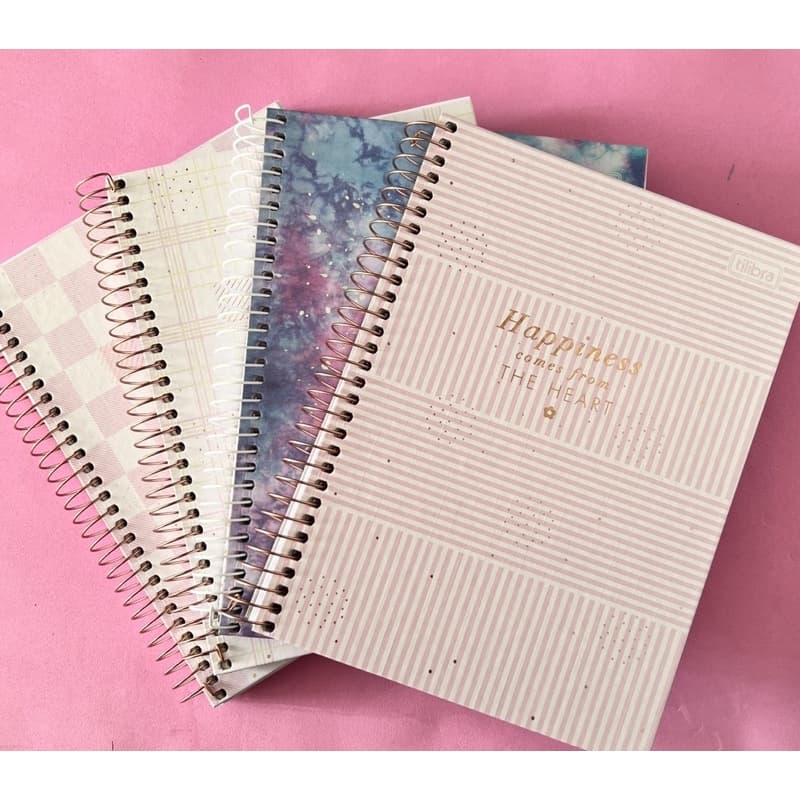 Caderno espiral capa dura Soho tilibra 10 matérias colegial