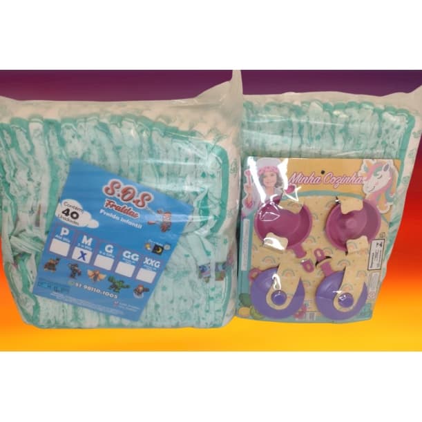 KIT 2 Pacotões Fraldas Infantil (Qualquer Tamanho) P/M/G/GG/XXG  + KIT Cozinha brinquedo