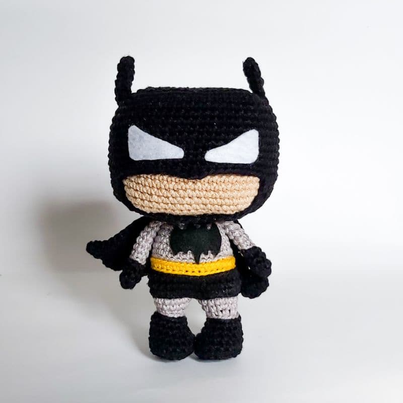 Boneco Batman Amigurumi fuko para brincar, presenteare decorar.