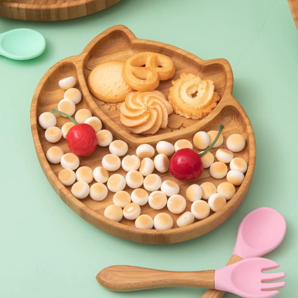 Kit prato de bambu com ventosa e talheres raposa. Infantil.