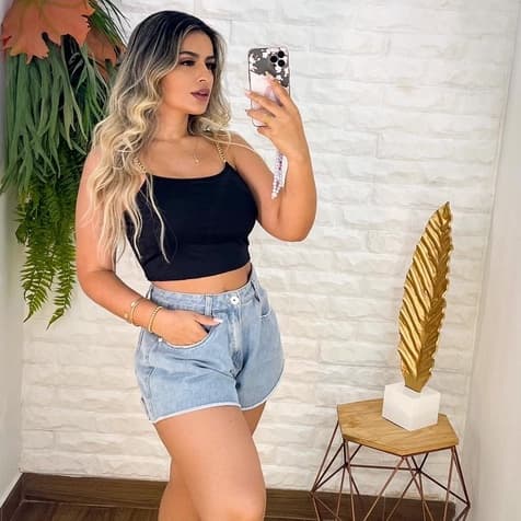 Cropped Com Bojo de Corrente Dourada Blusa Feminina Luxo