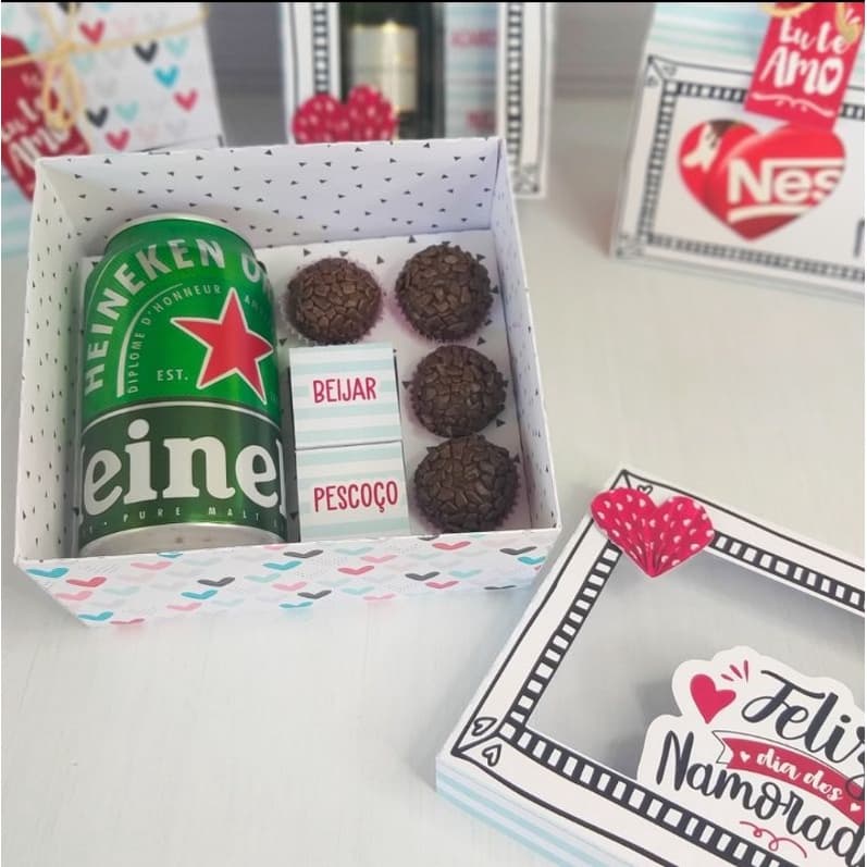 Caixa latinha + doces