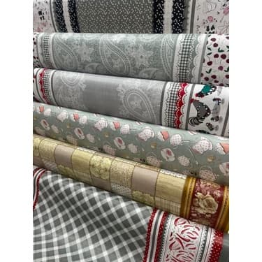 Toalha Plástica Térmica Estampada Forrada de Mesa de 4 Cadeiras e 6 Cadeiras