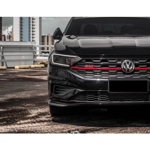 Friso filete vermelho Grade Jetta Gli 2019 2020