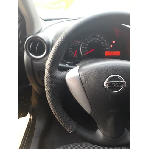Capa De  Volante Costurada Versa E March 2015 Em Diante