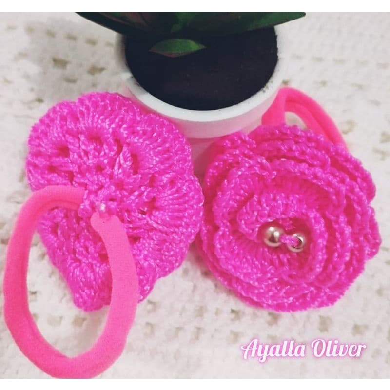 KIT REVENDA. 10 par ELÁSTICO com aplicação de crochê xuxinha de cabelo  Elástico Rabicó de crochê atacado