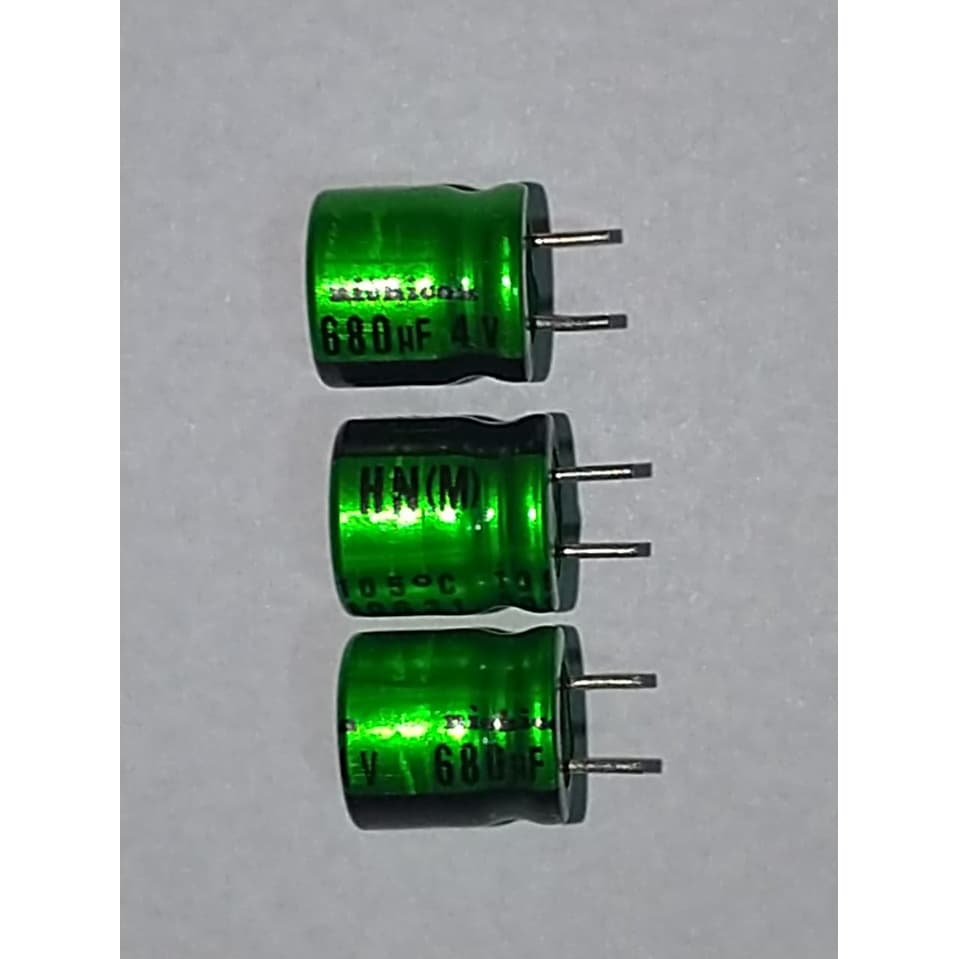 05 Peças Capacitor Eletrolítico 680uf X 4v 105º Em Estoque