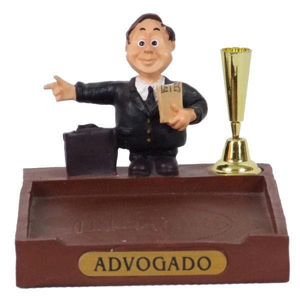 Miniatura Advogado De Resina Com Porta Caneta E Papel 8 Cm
