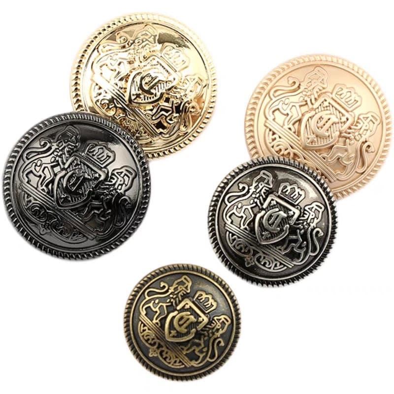 10 Peças/Lote 15/20/25mm Coroa Duplo Design Leão Do Vintage Estilo College Metal Botões Acessórios De Vestuário Jaqueta Balck Britânico