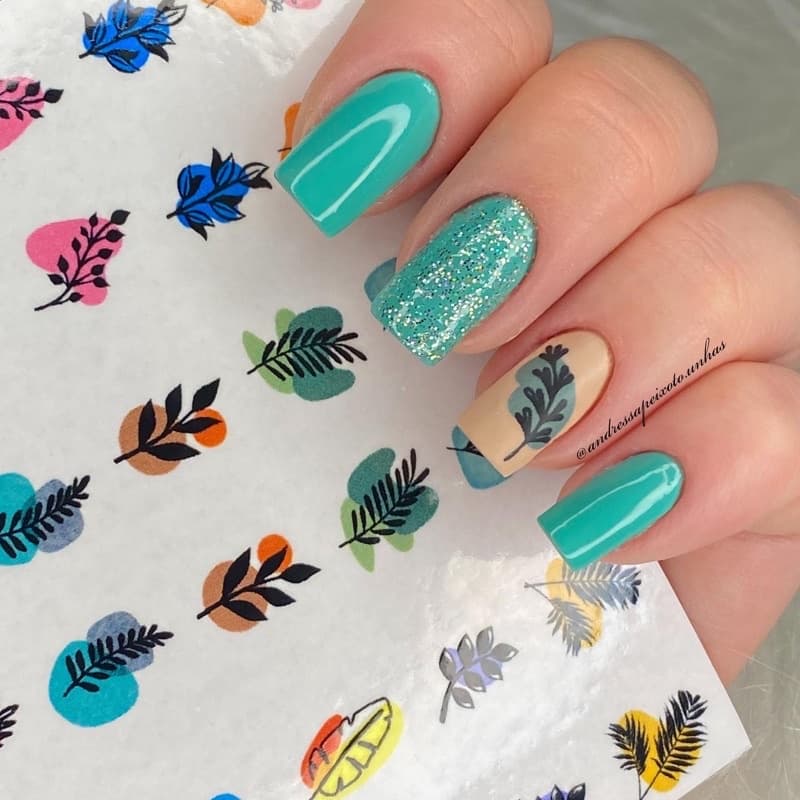 Cartelão de Adesivos de Unha Com 30 Unidades Folhas Galhos Novidade Tie Dye
